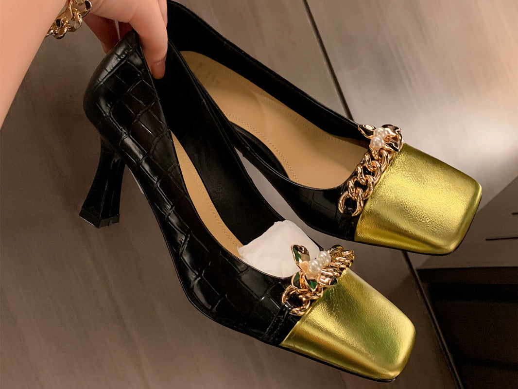 gold chain heels black